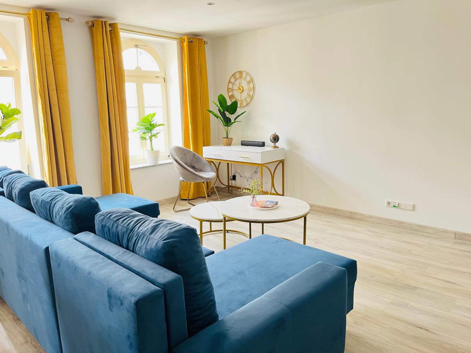 Filmap-Charmant-Modern-Zentral-Balkon-Beamer-Spieletisch Görlitz Zewnętrze zdjęcie