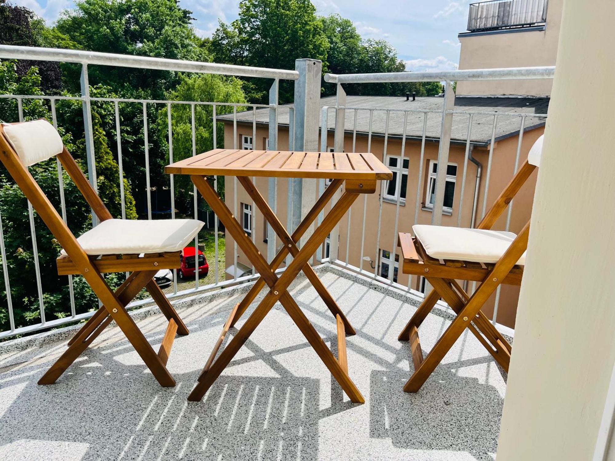 Filmap-Charmant-Modern-Zentral-Balkon-Beamer-Spieletisch Görlitz Zewnętrze zdjęcie